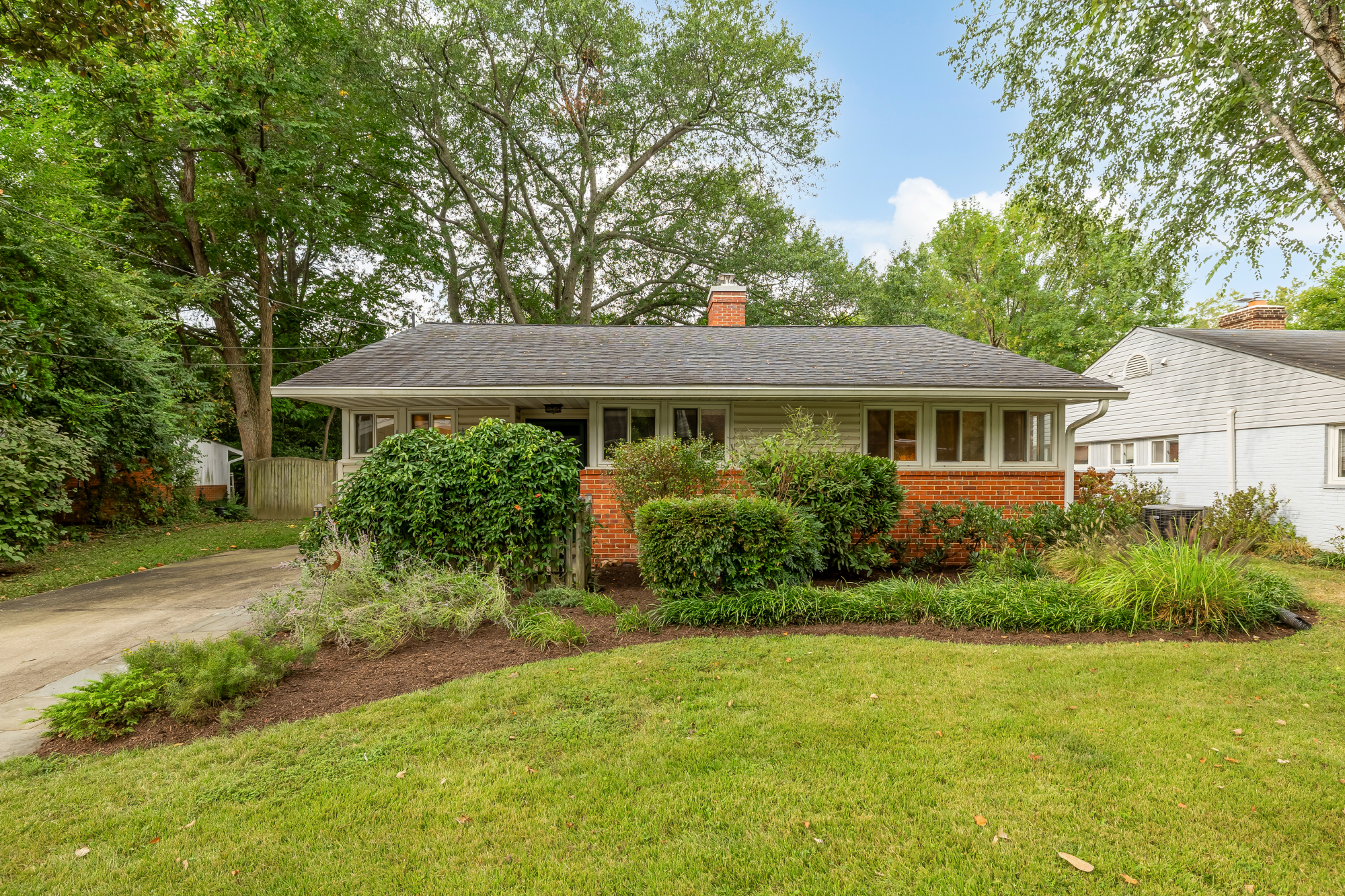 4806 Edgefield Road_Exterior